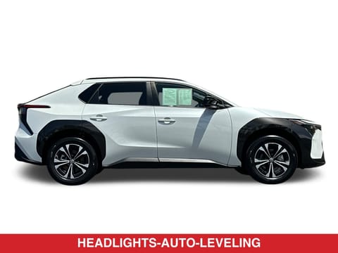 2024 Toyota bZ4X XLE