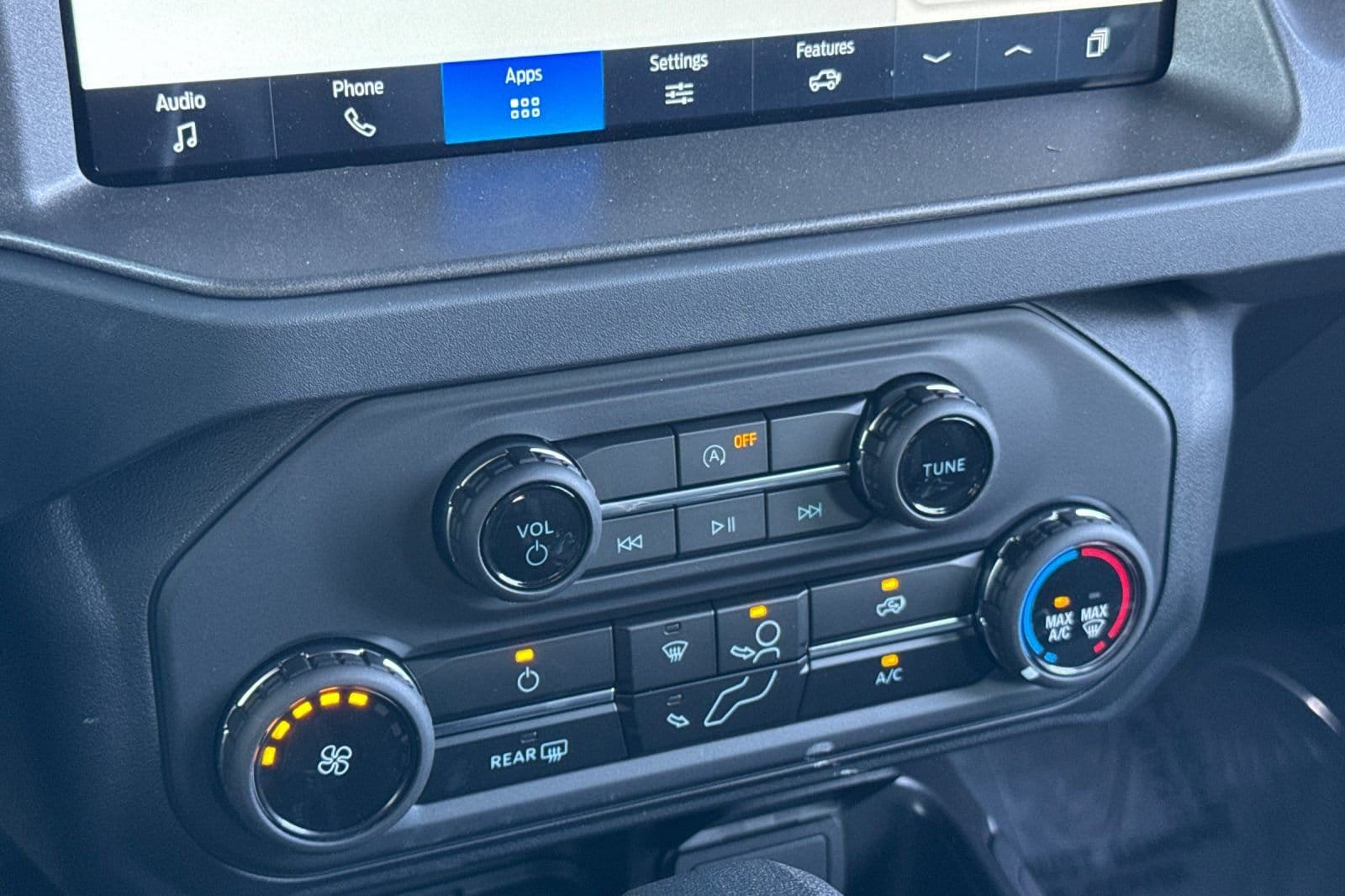 2025 Ford Bronco 4-Door Base - Photo 20