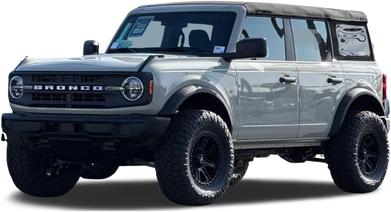 2025 Ford Bronco Base 4x4's photo