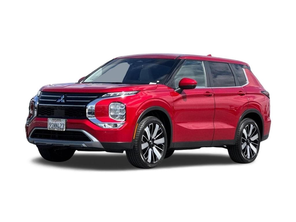 1 thumbnail image of  2025 Mitsubishi Outlander SE