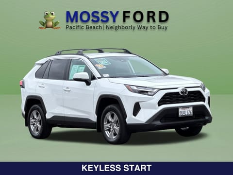2025 Toyota RAV4 XLE