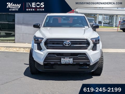2025 Toyota Tacoma SR