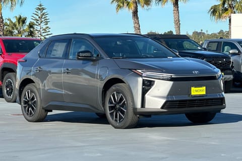 2026 Toyota bZ XLE Plus