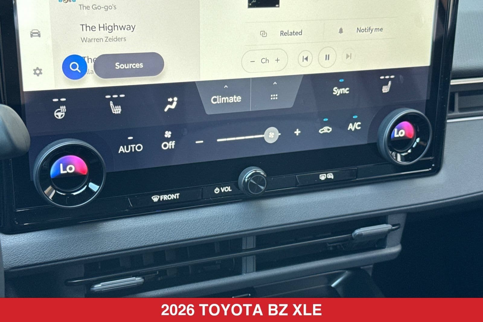 2026 Toyota bZ XLE - Photo 22