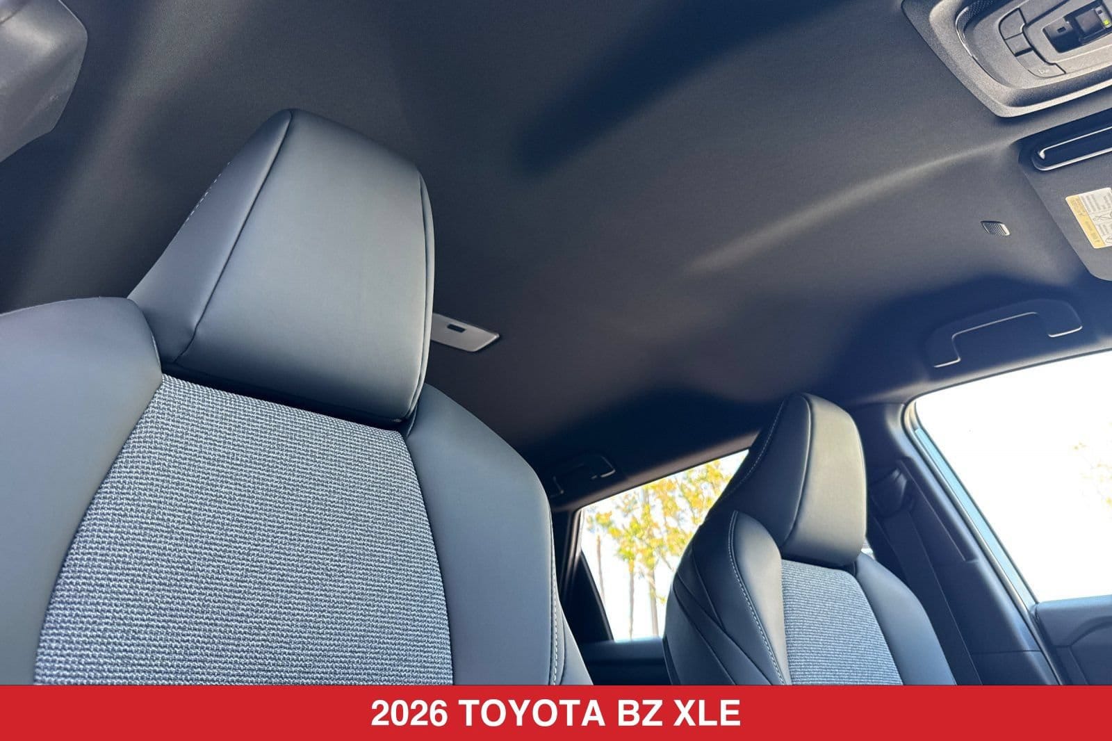 2026 Toyota bZ XLE - Photo 19
