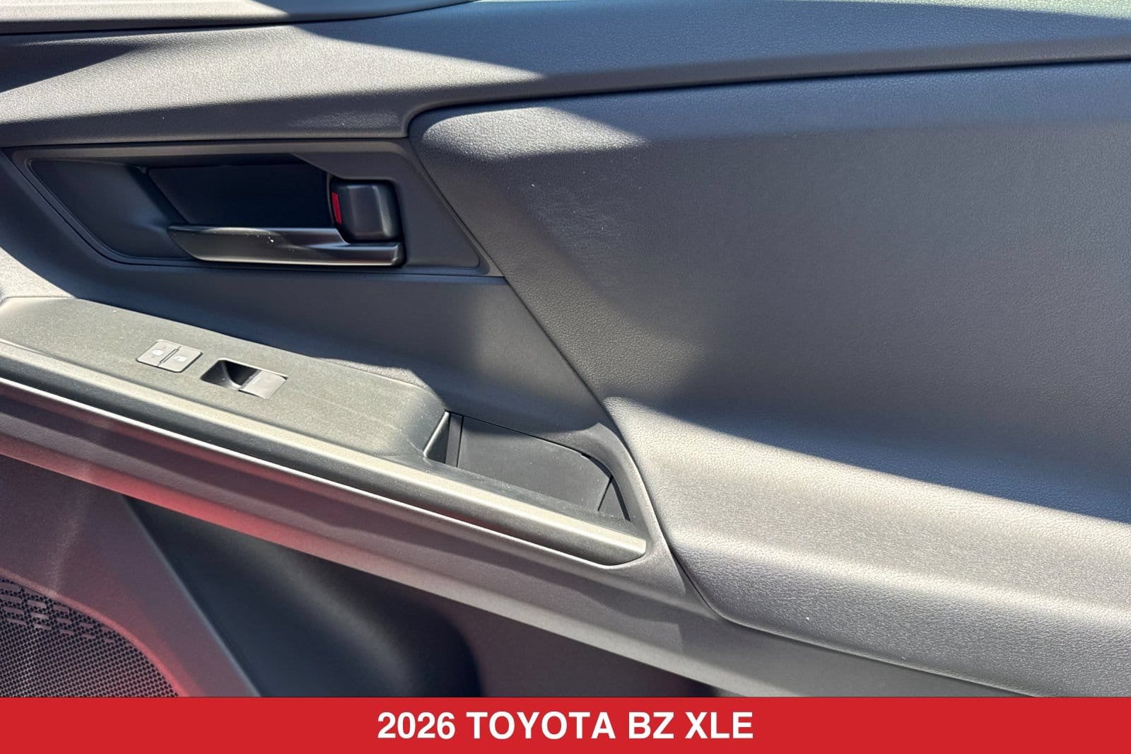 2026 Toyota bZ XLE - Photo 20