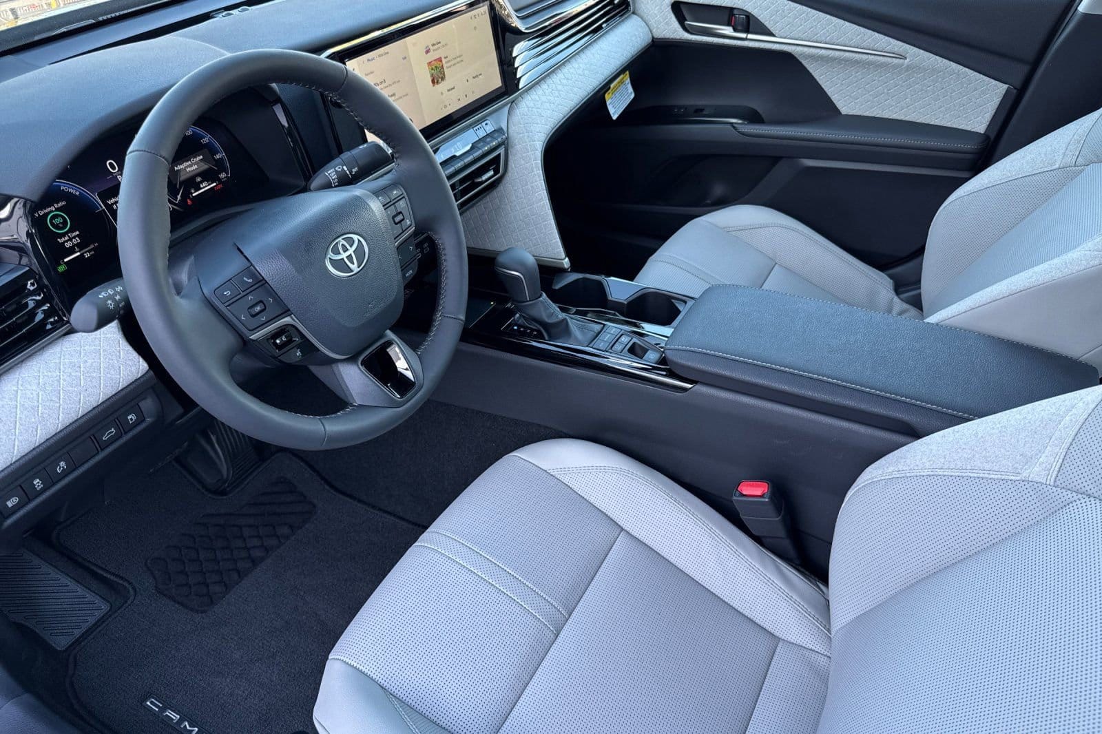 2026 Toyota Camry XLE - Photo 11