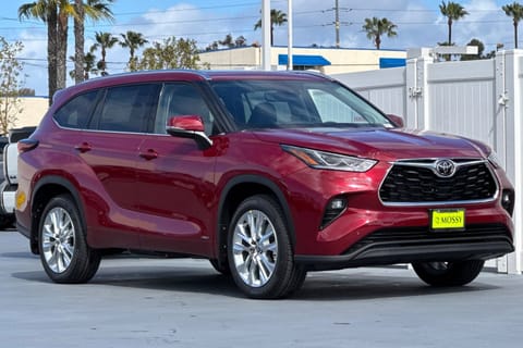 2026 Toyota Highlander Hybrid Limited