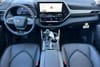 12 thumbnail image of  2026 Toyota Highlander Hybrid Platinum