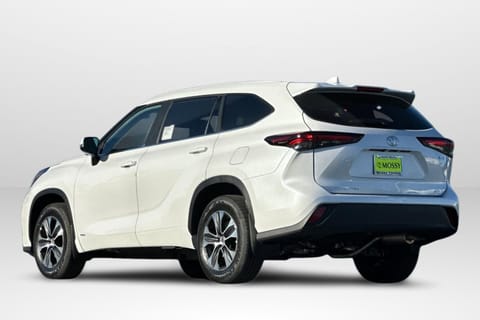 2026 Toyota Highlander Hybrid XLE
