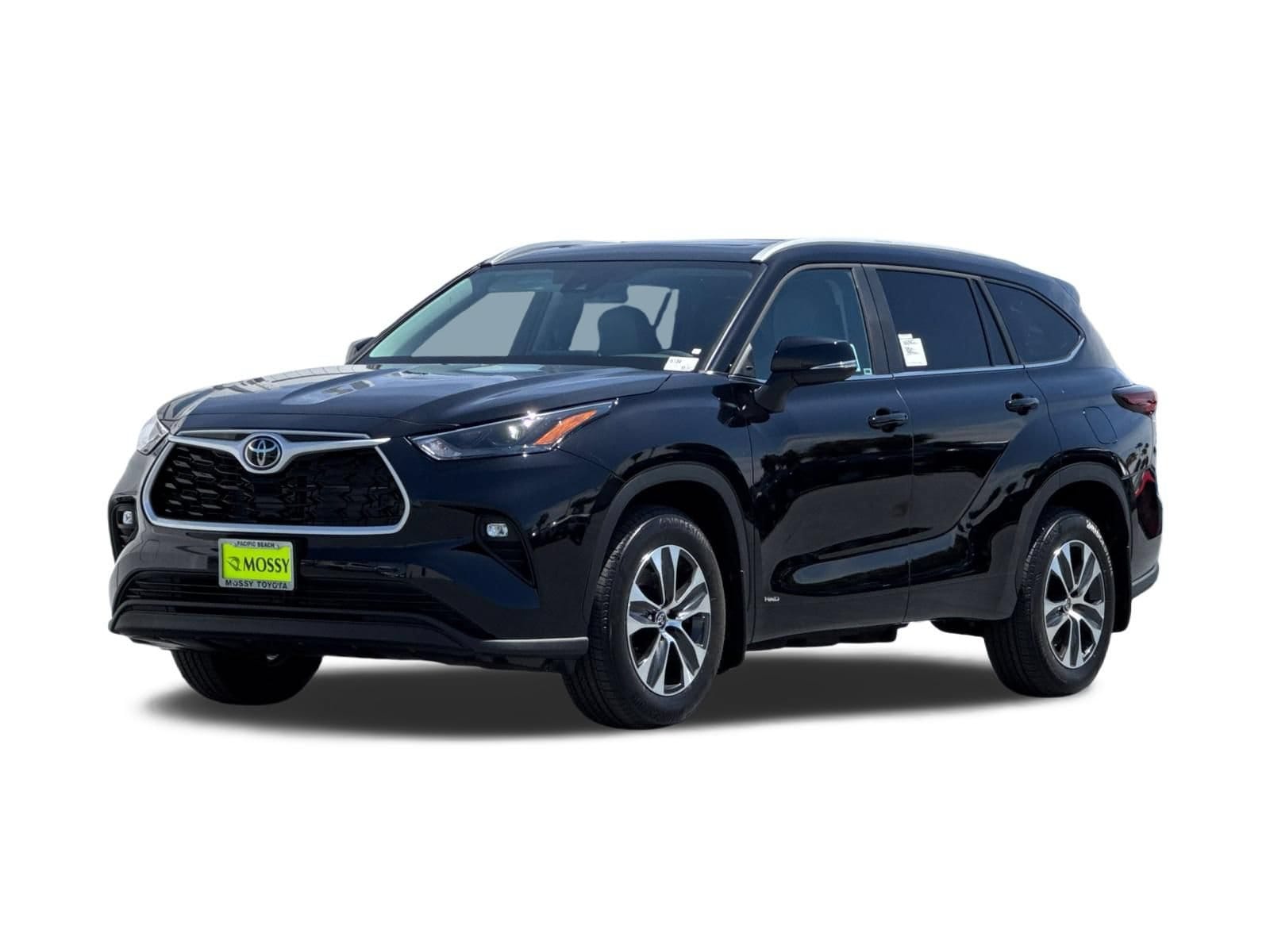 1 placeholder image of  2026 Toyota Highlander Hybrid XLE