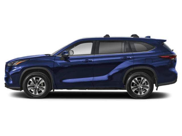 6 thumbnail image of  2026 Toyota Highlander XLE