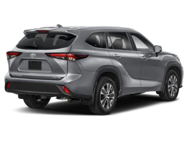 2 thumbnail image of  2026 Toyota Highlander XLE