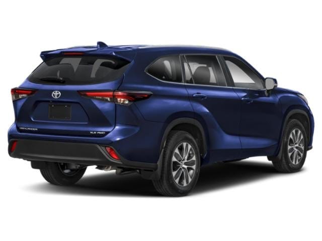 5 thumbnail image of  2026 Toyota Highlander XLE