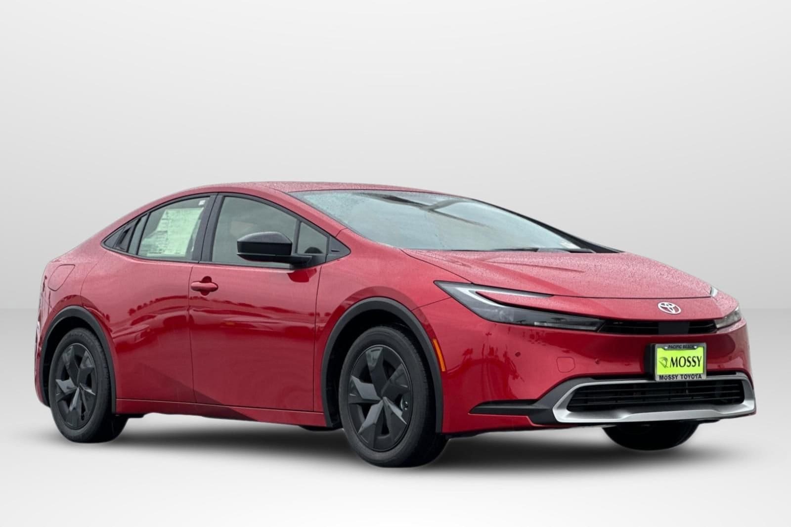 2026 Toyota Prius Plug-in Hybrid SE - Photo 7