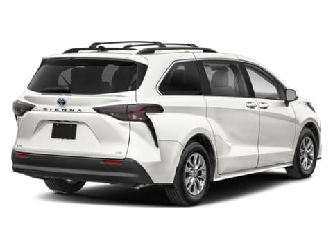 2026 Toyota Sienna LE