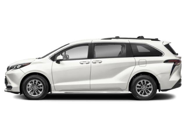 3 thumbnail image of  2026 Toyota Sienna LE