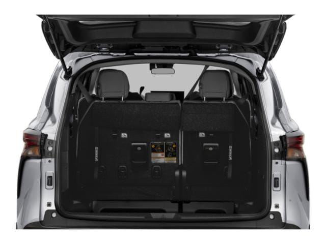13 thumbnail image of  2026 Toyota Sienna LE