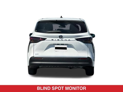 2026 Toyota Sienna LE