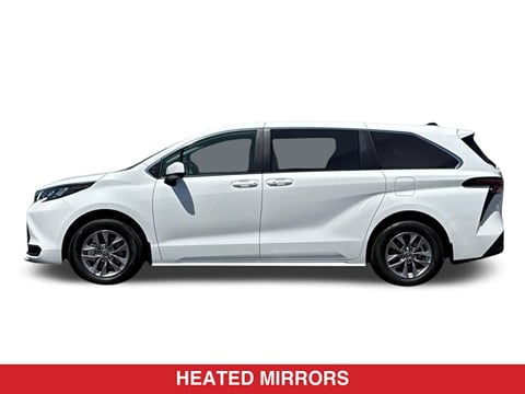 2026 Toyota Sienna LE