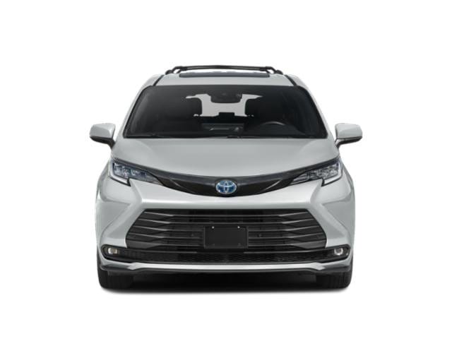 7 thumbnail image of  2026 Toyota Sienna Woodland Edition