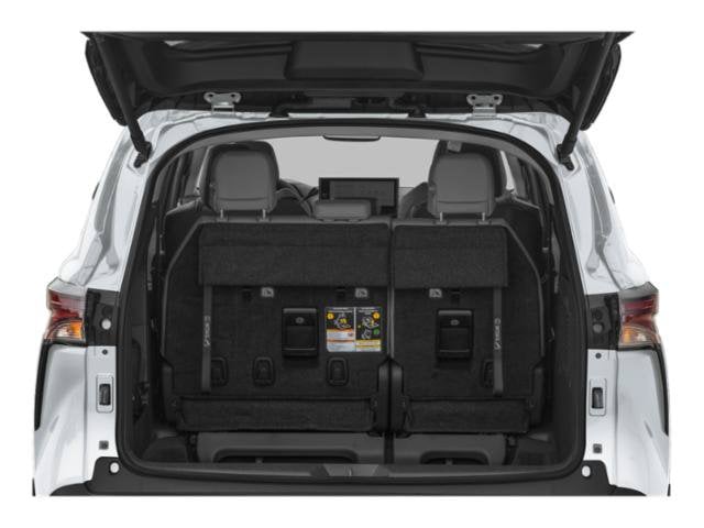 13 thumbnail image of  2026 Toyota Sienna XLE