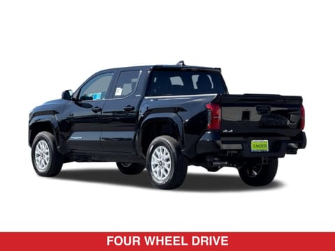 2026 Toyota Tacoma SR5 Double Cab 5' Bed AT