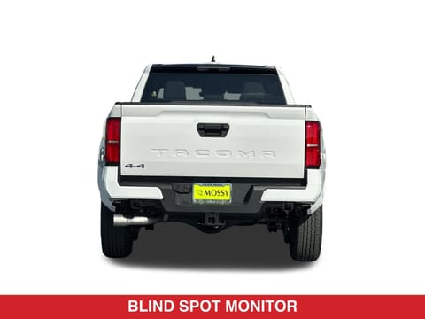 2026 Toyota Tacoma SR5 Double Cab 5' Bed AT