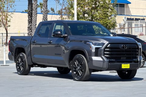 2026 Toyota Tundra Limited CrewMax 5.5' Bed