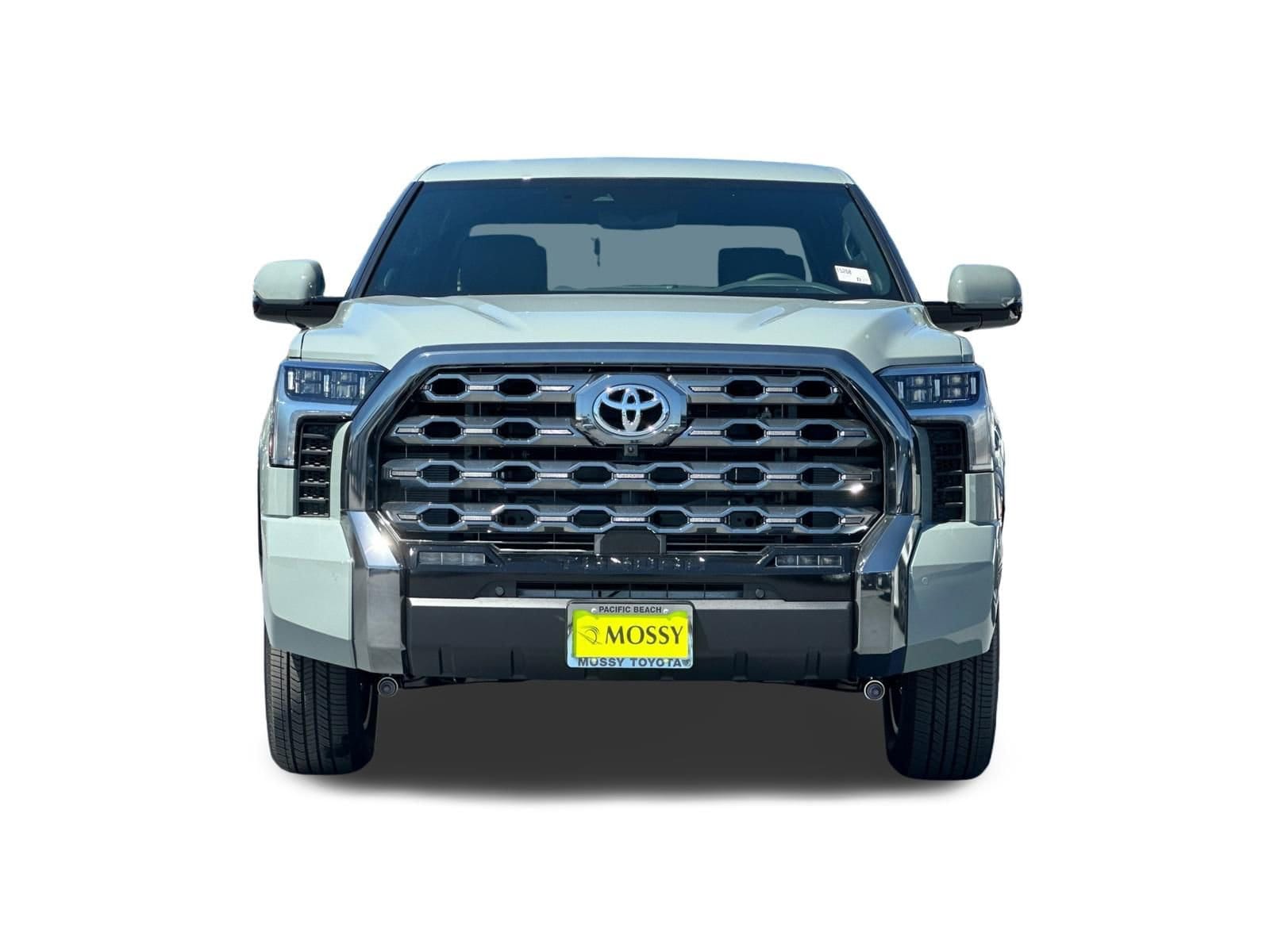 8 thumbnail image of  2026 Toyota Tundra Platinum CrewMax 5.5' Bed