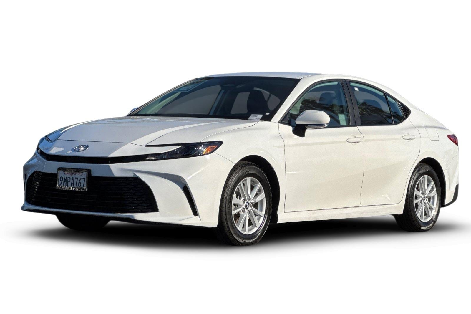 1 placeholder image of  2025 Toyota Camry LE