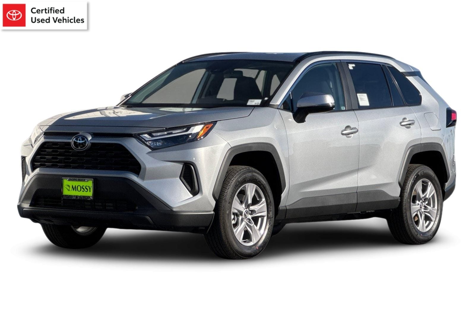 2025 Toyota RAV4 XLE's photo