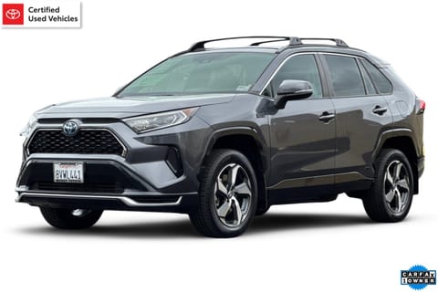 1 image of 2021 Toyota RAV4 Prime SE
