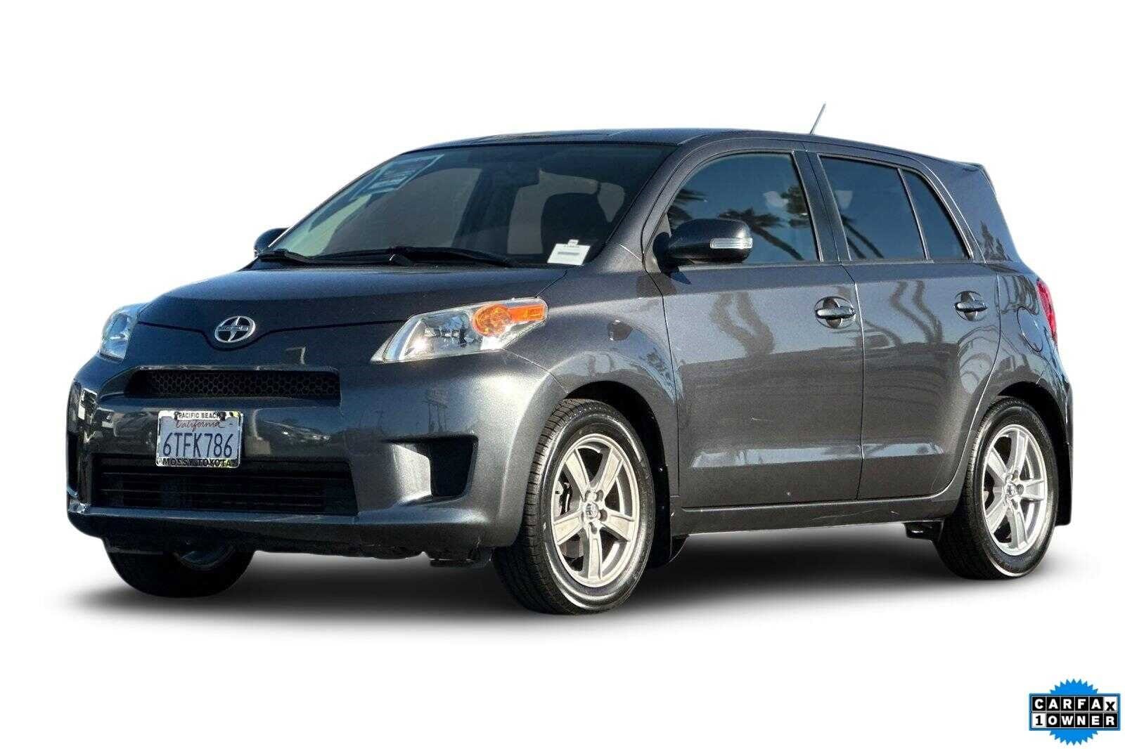 1 placeholder image of  2011 Scion xD Base