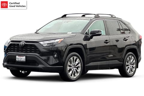 1 image of 2022 Toyota RAV4 XLE Premium