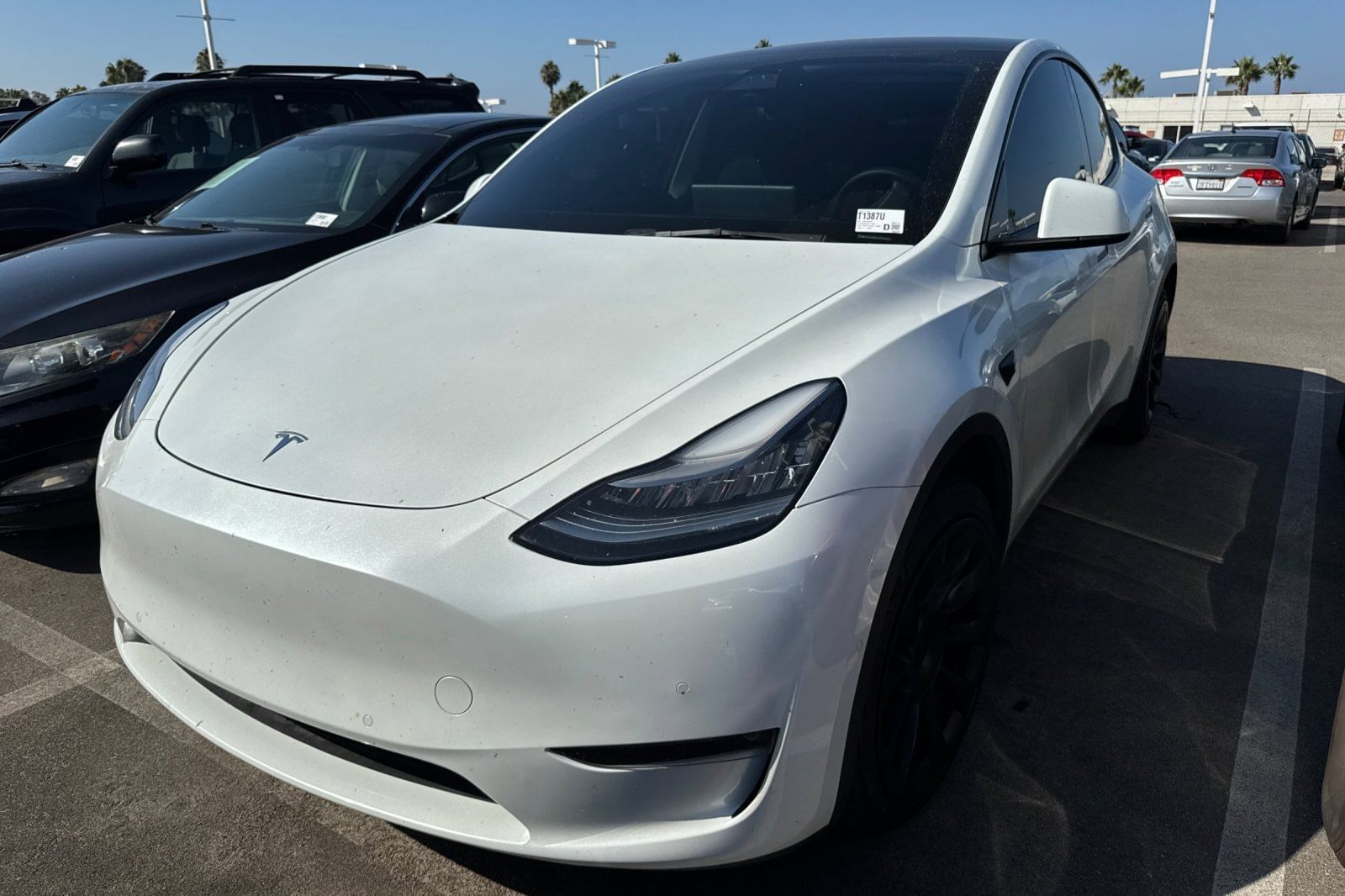 Used 2021 Tesla Model Y Long Range with VIN 5YJYGDEE4MF111944 for sale in Kansas City