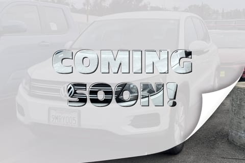 1 image of 2014 Volkswagen Tiguan SE