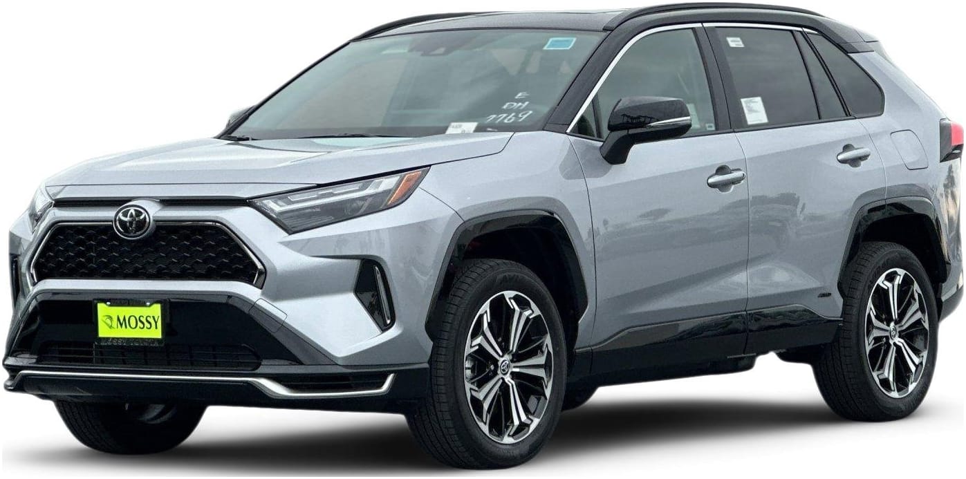 2025 Toyota RAV4 SE's photo