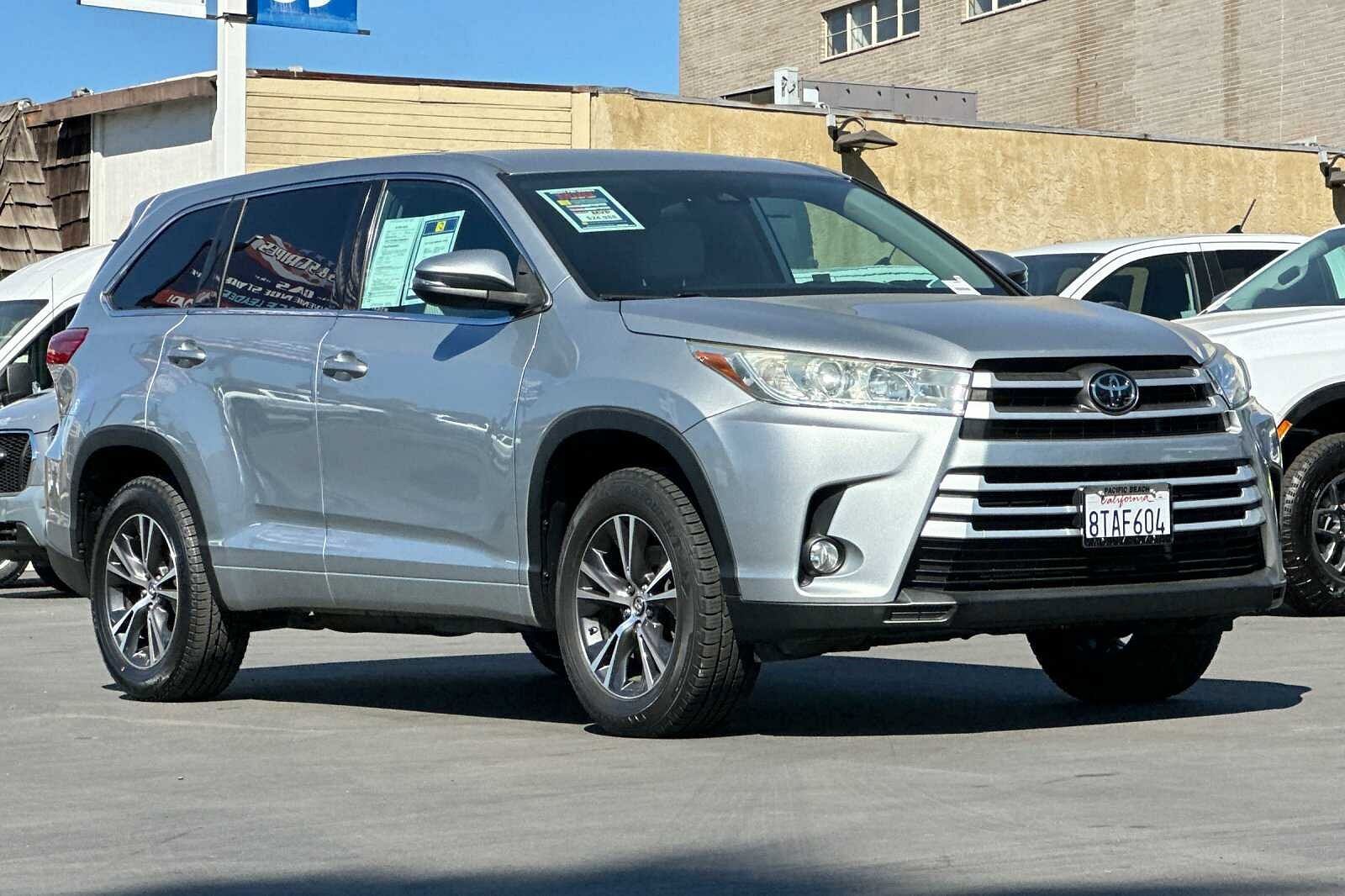 Used 2018 Toyota Highlander LE Plus with VIN 5TDZZRFH7JS248484 for sale in San Diego, CA