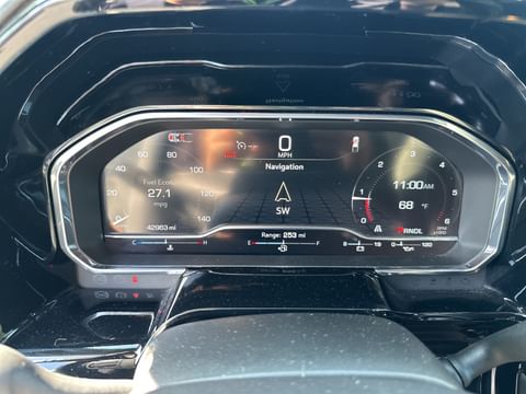 1 image of 2024 GMC Sierra 1500 SLE