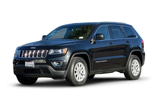 1 placeholder image of  2015 Jeep Grand Cherokee Laredo