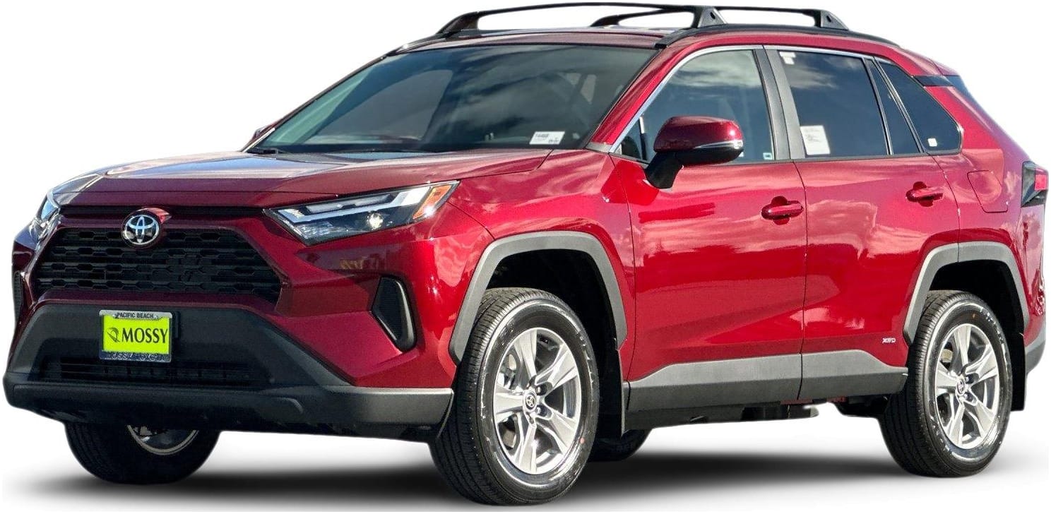2025 Toyota RAV4 LE's photo