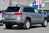4 thumbnail image of  2016 Jeep Grand Cherokee Laredo