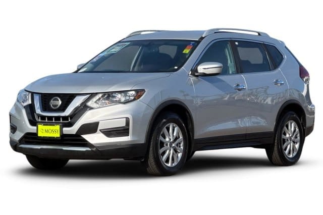 1 placeholder image of  2018 Nissan Rogue SV