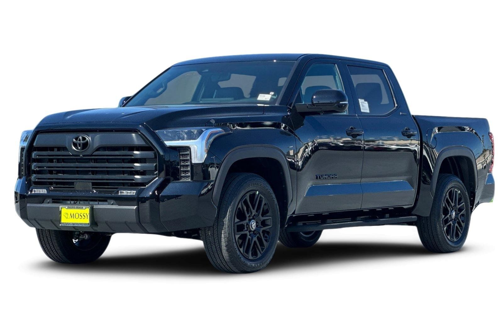 2026 Toyota Tundra Limited CrewMax 5.5' Bed