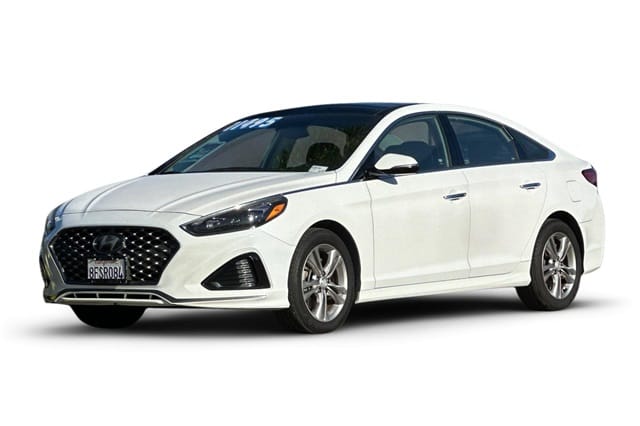 1 placeholder image of  2018 Hyundai Sonata Limited