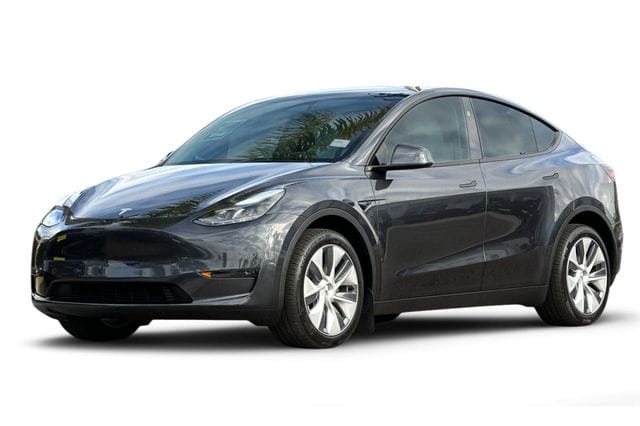 2 thumbnail image of  2024 Tesla Model Y Long Range