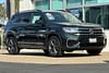 2 thumbnail image of  2021 Volkswagen Atlas 3.6L V6 SE w/Technology R-Line