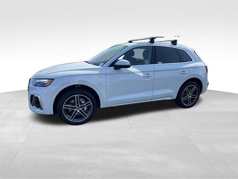 1 image of 2021 Audi Q5 e