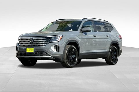 1 image of 2025 Volkswagen Atlas 2.0T SE w/Technology